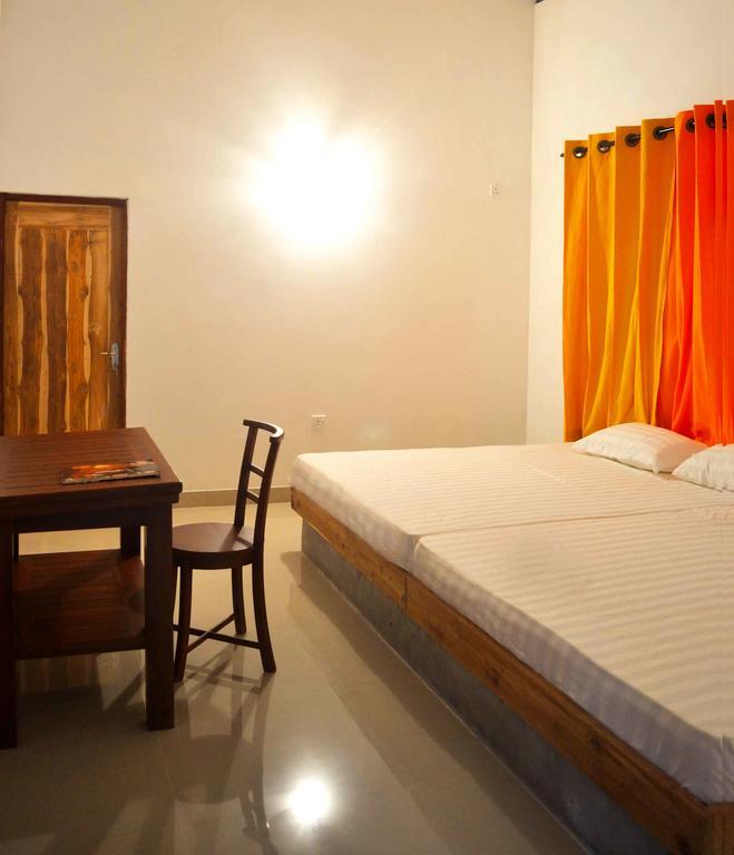 Pelican View Cottages Kataragama Exteriör bild